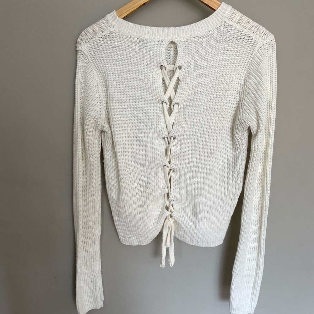 Tie in back Sweater - Picture 1 of 3